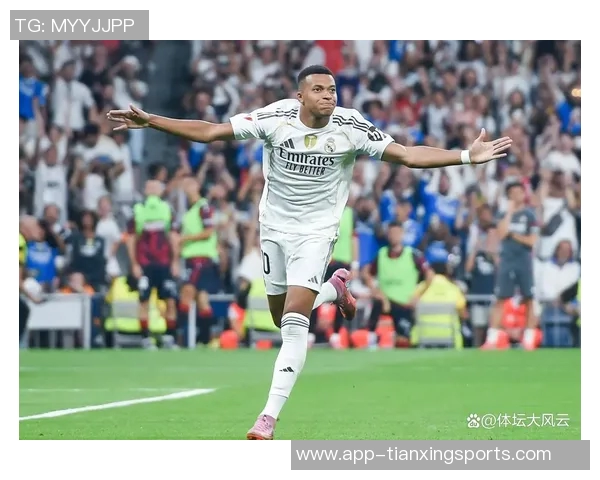 姆巴佩创造历史成皇马首位包揽赛季欧冠前三球的传奇球员 姆巴佩创造历史成皇马首位包揽赛季欧冠前三球的传奇球员