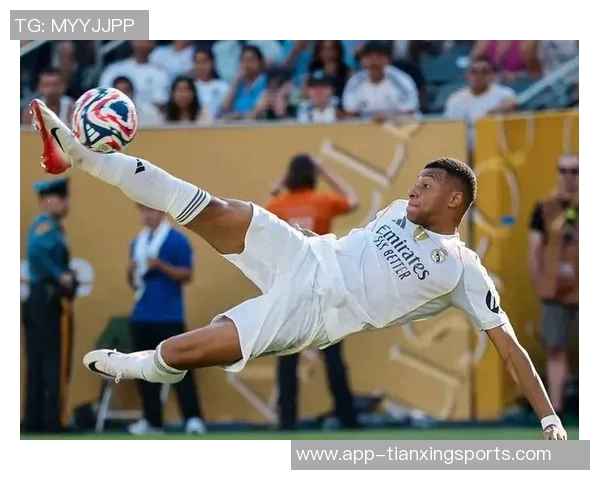 姆巴佩创造历史成皇马首位包揽赛季欧冠前三球的传奇球员 姆巴佩创造历史成皇马首位包揽赛季欧冠前三球的传奇球员