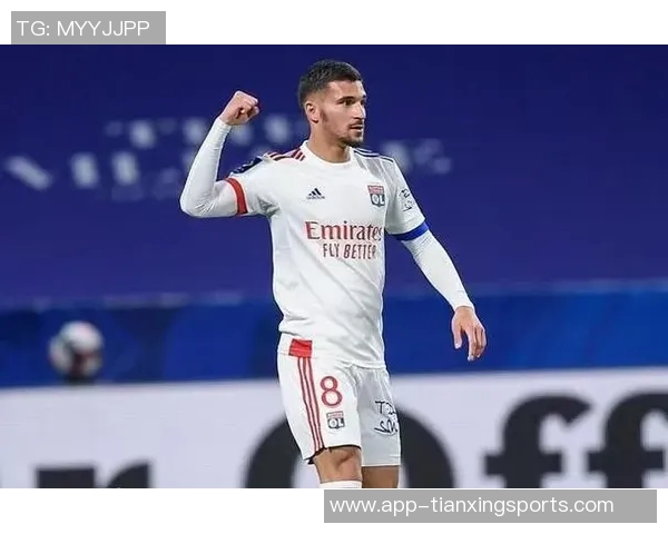 赖斯谈自由度提升表现渴望成为全能中场的决心与目标 赖斯谈自由度提升表现渴望成为全能中场的决心与目标