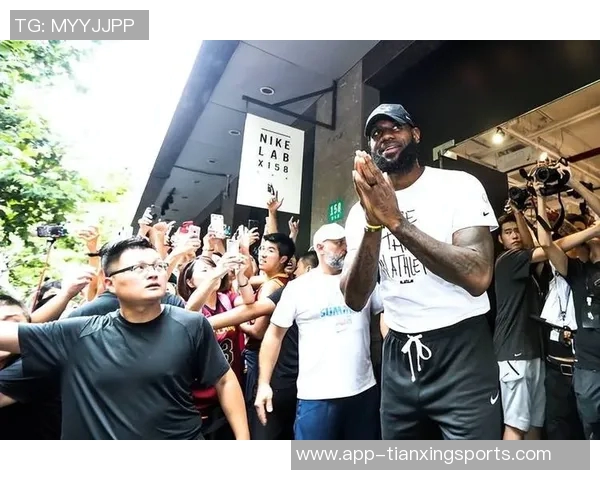 多少球迷期待勒布朗昨日的重大决定与未来走向 多少球迷期待勒布朗昨日的重大决定与未来走向