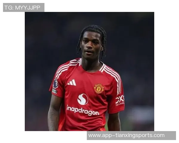 谢林汉姆认为梅努适合利兹联阿莫林的看法并不影响他的潜力 谢林汉姆认为梅努适合利兹联阿莫林的看法并不影响他的潜力