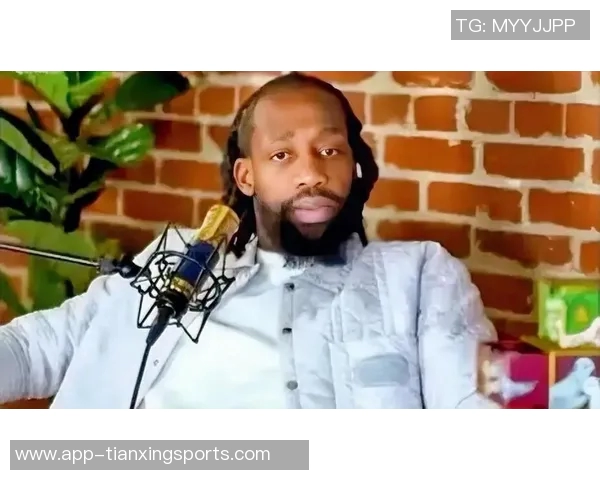 贝弗利称恩比德即使状态仅50也能轻松超越联盟90球员表现 贝弗利称恩比德即使状态仅50也能轻松超越联盟90球员表现