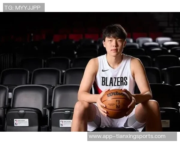 杨瀚森坦言防守不足并强调英语水平需提升与主帅积极沟通 杨瀚森坦言防守不足并强调英语水平需提升与主帅积极沟通