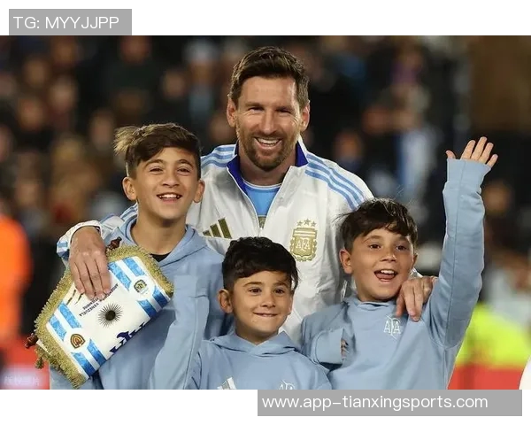 梅西祝贺家乡罗萨里奥建市三百周年向父老乡亲们致以诚挚问候 梅西祝贺家乡罗萨里奥建市三百周年向父老乡亲们致以诚挚问候