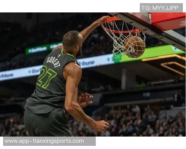 戈贝尔全能表现助球队获胜14分15篮板5助攻2盖帽正负值高达31 戈贝尔全能表现助球队获胜14分15篮板5助攻2盖帽正负值高达31