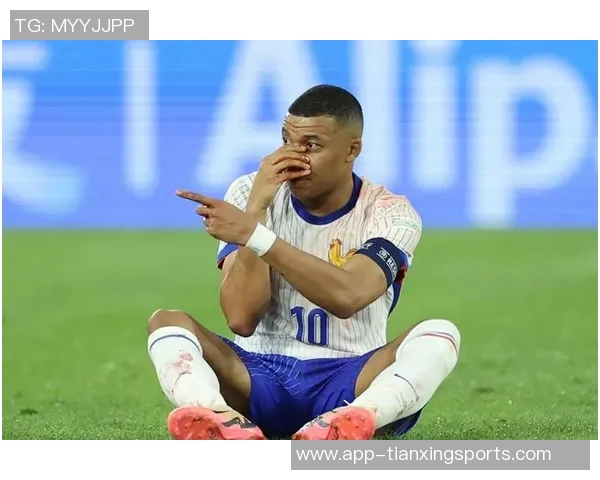 姆巴佩缺席法国训练两天今日将决定能否出战比赛