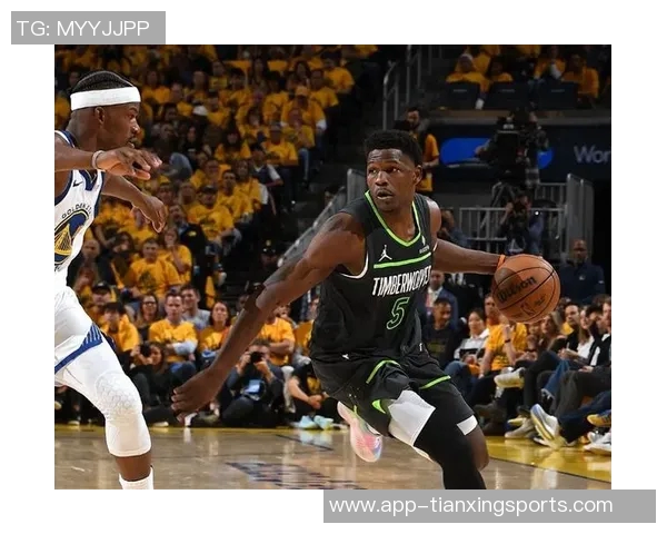 爱德华兹第三节狂飙16分前三节已斩获34分展现超强状态