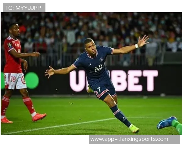 巴黎扳回一球阿什拉夫助攻巴尔科拉精彩破门展现球队斗志